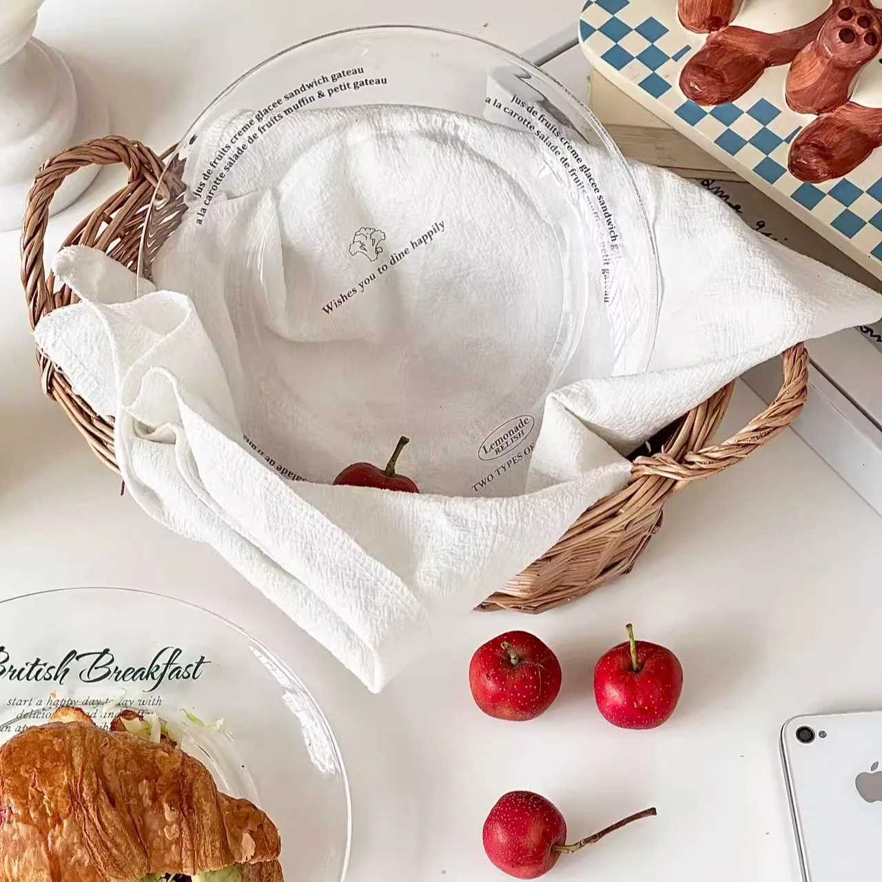Luxury Transparent Plate Simple Letter Dessert Plates Fashion Household Fruit Bread Dish Nordic Kitchen Circar Flat Plate Y251129