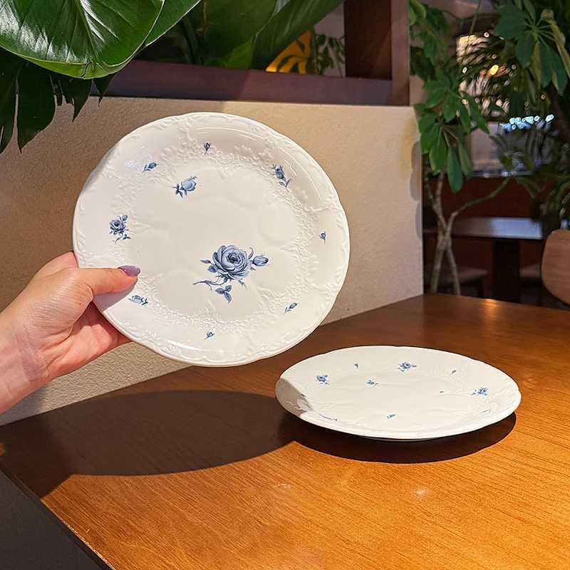 Luxury Exquisite Blue Dinner Plates Household Patchwork Floral Ceramic Disc Nordic Style Underglaze Colour Western Tableware Y251129