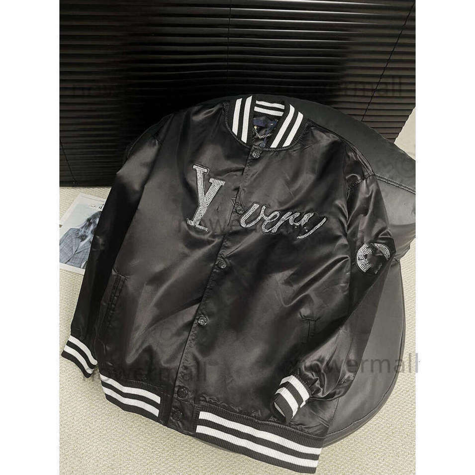 Mens Jacket Windbreaker Designer Jacket Mens Varsity Jacket Baseball Hip Hop Bomber Leather Outwear Windbreak lvs louievuitton louis vuittons vuittonshirts QUL7