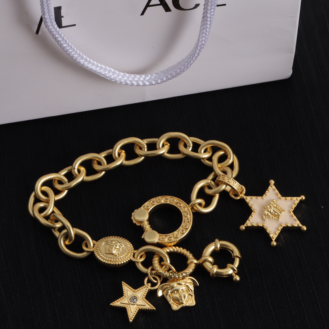 designer charm bracelets luxury jewelry for men women gold silver woman f medusa head thick chain star bracelet new high version five pointed versacely versace2 QSOW