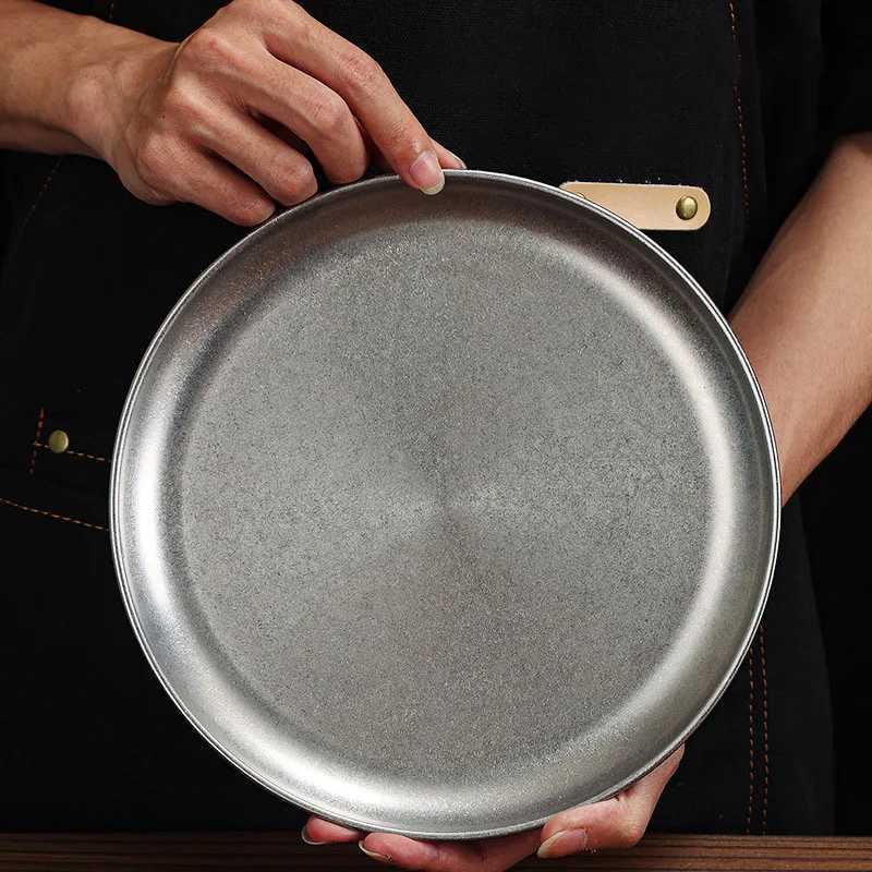 Luxury Snow Peak Stainless Steel Round Plates Matte Reto Dinner Dishes Flat Serving Tray Luxury Tableware Kitchen Dessert Cake Y251129