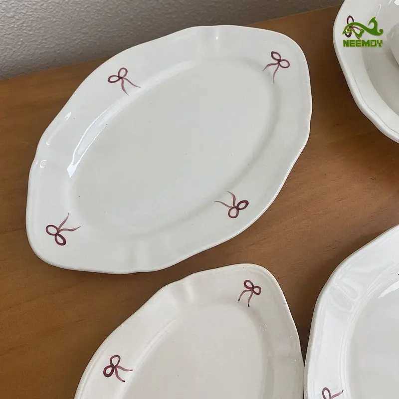 Luxury Vintage Red Bow Plate Vegetable Plate He Afternoon Tea Dessert Cake Deep Plate Underglaze Colored Ceramic Tableware Dishes Y251129