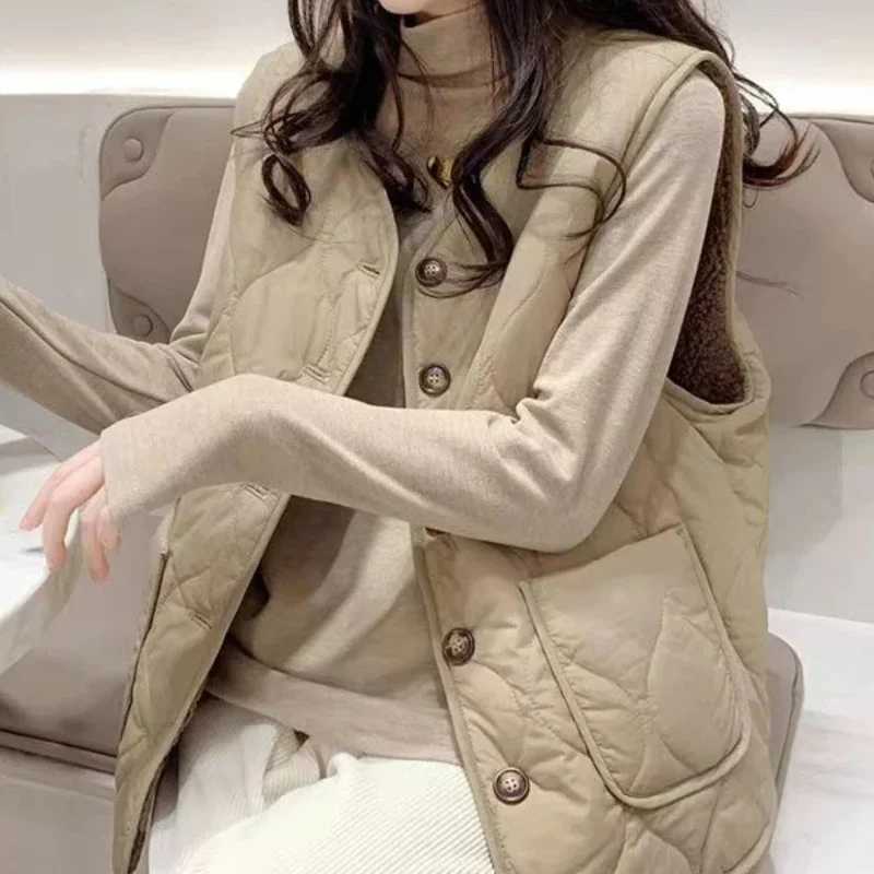 Warm Padded Cotton Vest for Women Quilted Youthful Pretty Elegant New Outerwear Waistcoat Woman Demi-season Korean Style CasualT251129
