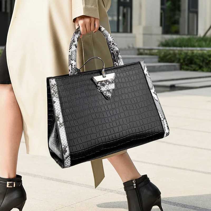 Fashion Tote Bags for Women Snakeskin Pattern Shoulder Bag Texture Large Capacity Oblique Span/handbag Purses and Handbags K251128