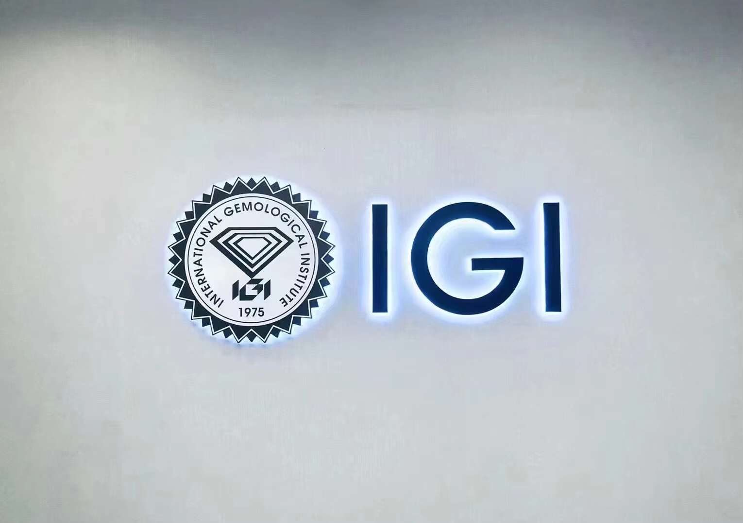 CVD HPHT Lab-Grown Diamond Color D VVS VS 0.7-1.0-2.0 Carat Oval Cutting Diamond Loose Gemstones with IGI Certificate Report
