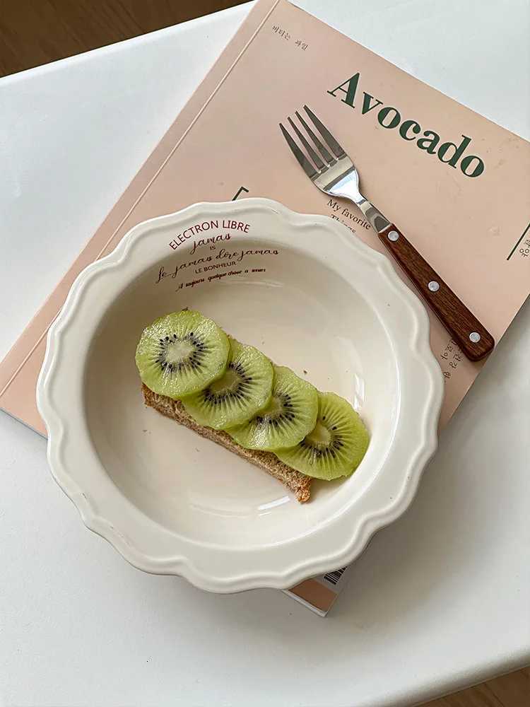 Luxury Ins Style Simple Ceramic Cutlery Bowl French Letter Pattern Household Fruit Plate High Quality Daily Breakfast Bread Snack Plate Y251129