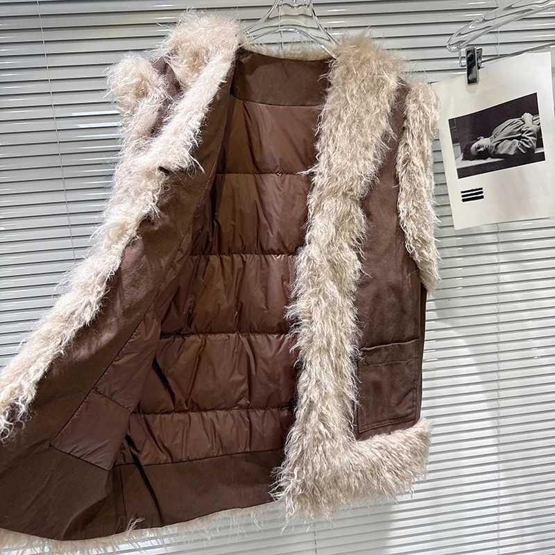 Autumn Winter Retro Fuzz Splicing V Neck Down Vest Female Warm Pocket Waistcoats Women White Duck Down Sleeveless Cardigan VestsT251129