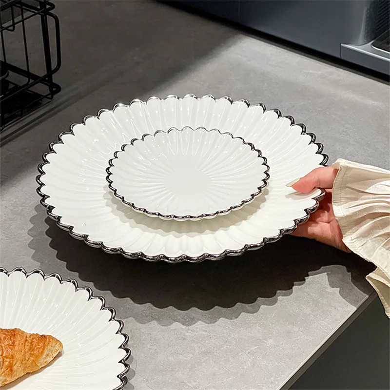 Luxury Light Luxury High-end Ceramic Dish 6/8/10in Plating Silver Flower Edge Round Restaurant Plate Square Afternoon Tea Dessert Plate Y251129