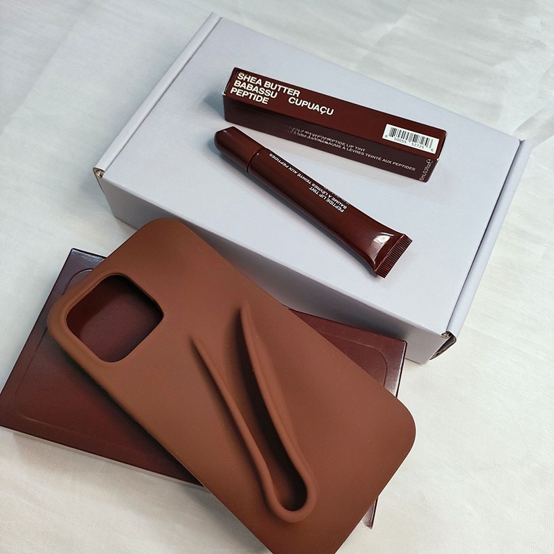 Phone case For iPhone 16 Pro Max case 16 15 Plus 14 Pro 13 12 Luxurys Designer Fashion iphone case Lip Gloss Lipstick Lip Balm designer phone cas