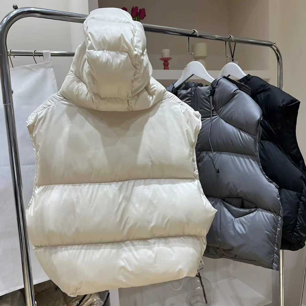 Casual Down Cotton Waistcoat Women Autumn Winter Outerwear Hooded Thick Warm Vest Jacket Female Sleeveless Quilted CoatsT251129