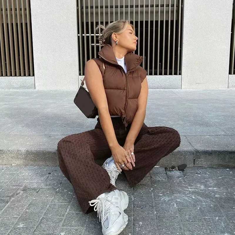 Smvp 2024 AutumnWinter New Short Stand-up Collar Warm Sleeveless Quilted Vest Trendy Streetwear Zip Jacket Cotton Down Vest LadyT251129