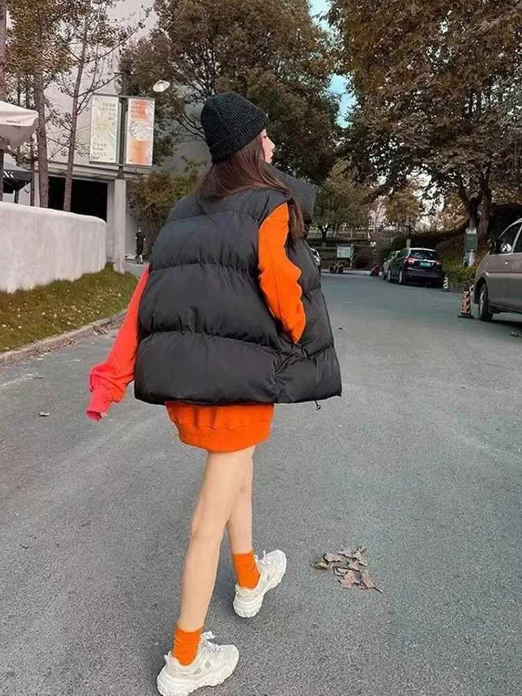 New in Autumn Winter Women Loose Fashion Stand Collar Elegant Down Coats Warm Outerwear Casual Sleeveless female Vests JacketsT251129