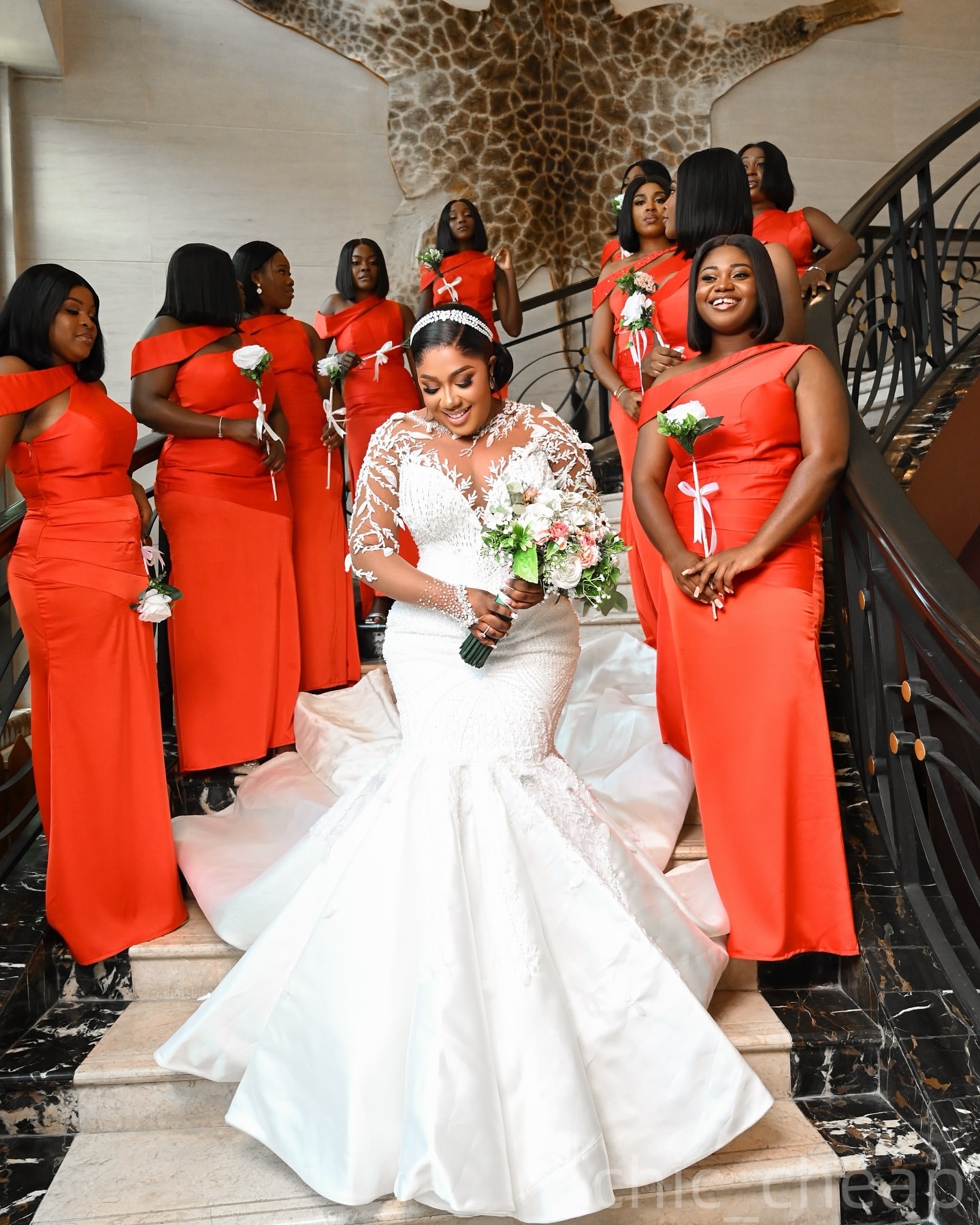 2025 Oversize Aso Ebi Plus Size White Wedding Dress Beaded Pearls Lace Sheer Neck Full Sleeves Vintage Bridal Gowns Dresses ZJ056