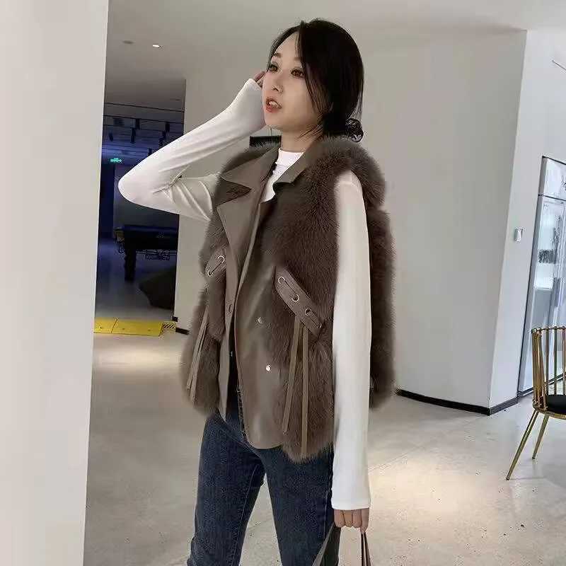 Faux Fur Plush Vests Women Loose Sleeveless Waistcoats Female 2024 New Autumn Winter Fashion Outwears Lady PU Leather Fur VestT251129
