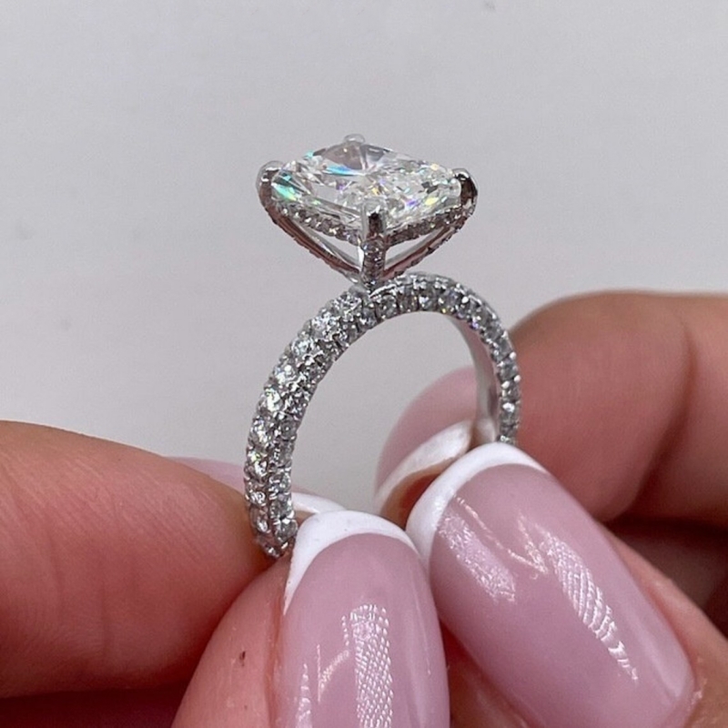 Jewelry 18K White Real Gold Ring For Women 2.0 Carat Radiant Cut Luxuery Pave Lab Diamond Engagement Wedding Womens Ring