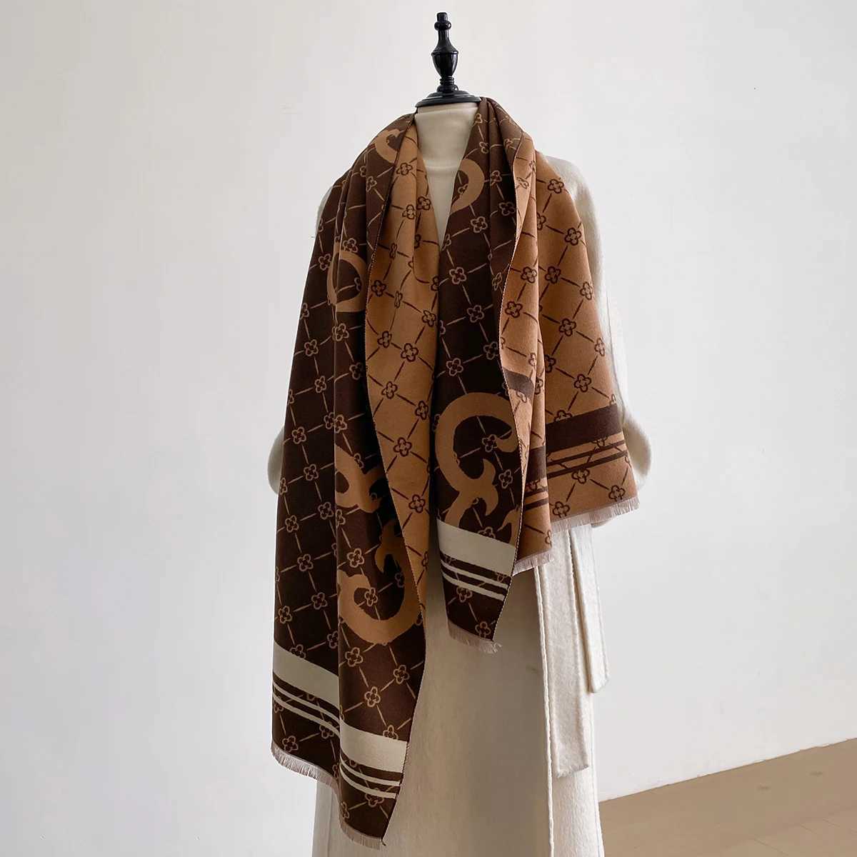 Womens Winter Versatile Trendy High-end Feel Faux Sheepskin Office Air Conditioner Scarf Thickened Warm Neck WarmerJ251129