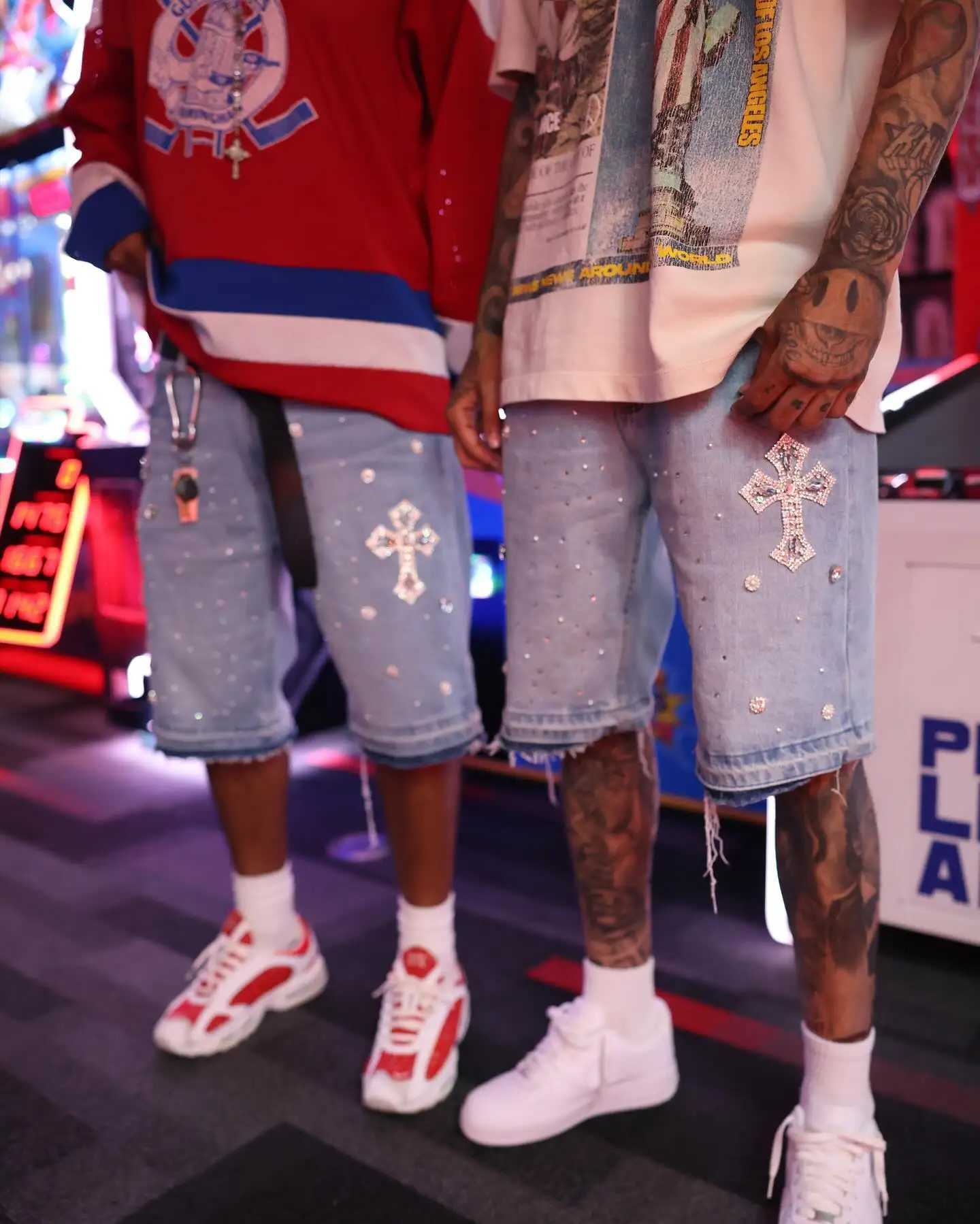 Y2K Gothic Cross Embroidery Denim Shorts American Retro Blue Gym Shorts Rhinestone Streetwear Hip Hop Men Women Jorts M251129