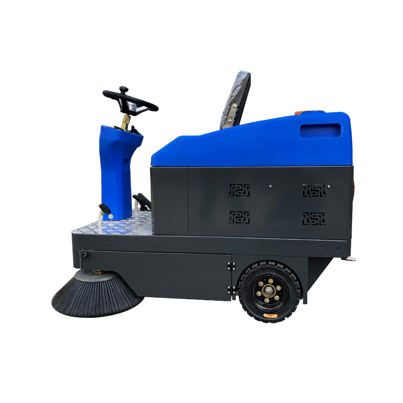 Compact Street Sweeper For Easy Maneuvering In Dense City Areas