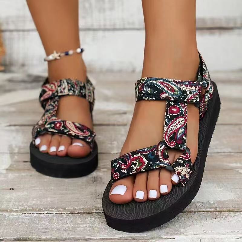 2025 Plus Designer Size Women's Summer Sandals With New Round Toe Thick Sole And Single Buckle Strap Suitable For Casual Wear