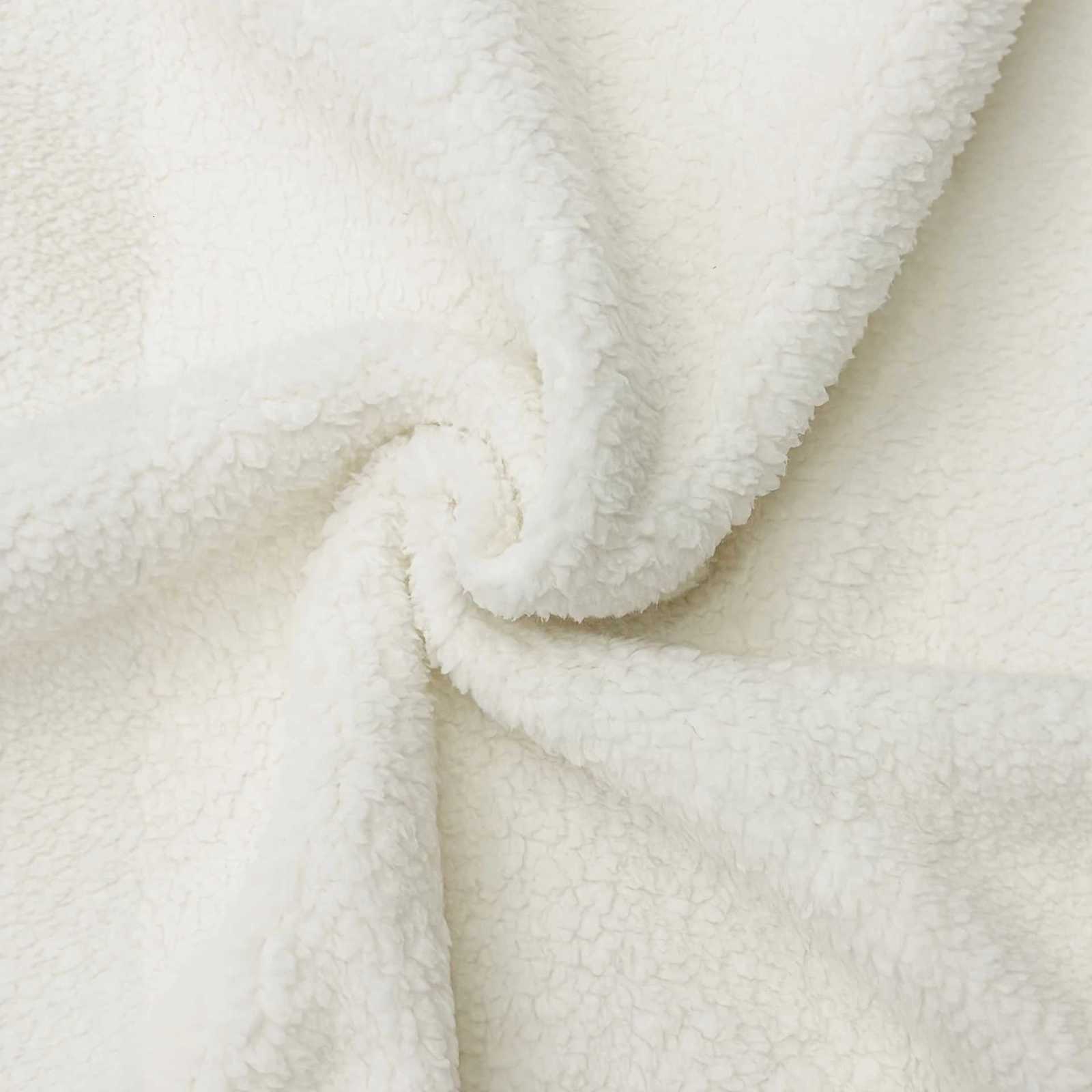 Women Faux Shearling Vest White with Black Piping Sleeveless Warm Winter Outerwear Casual Fashion JacketT251129