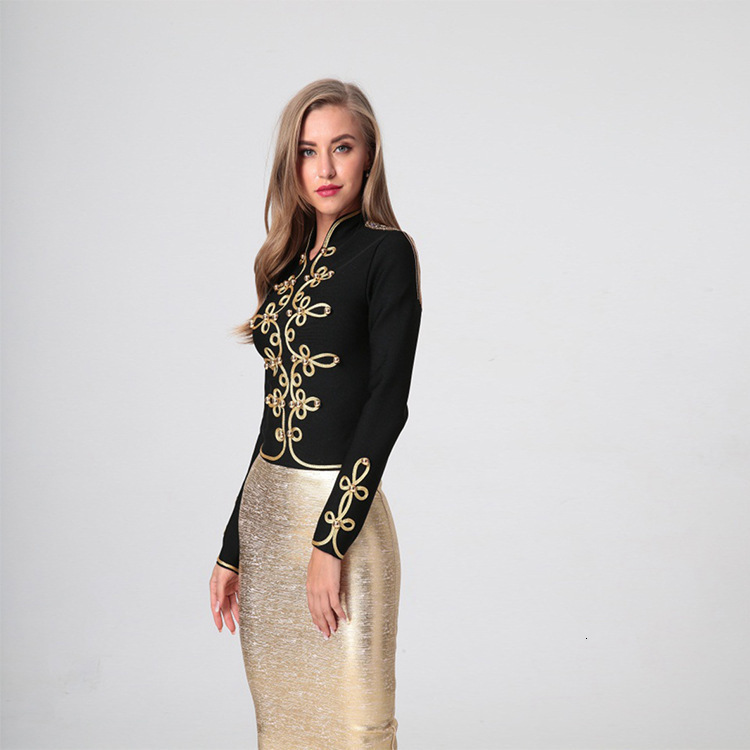 2025 Womens Autumn Winter Top Jacket with Tassels Beaded Embroidery Shoulder Patches Host Party Slim Fit Outfit 211109