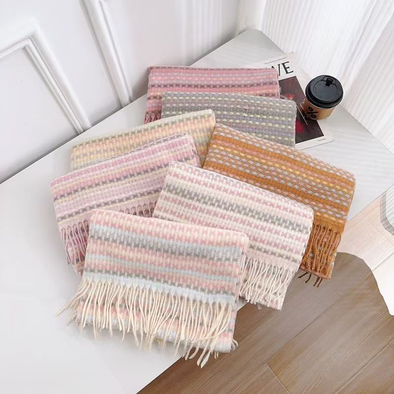 T591 classic ladies cashmere plaid scarf retro style fashion warm shawl neck scarf