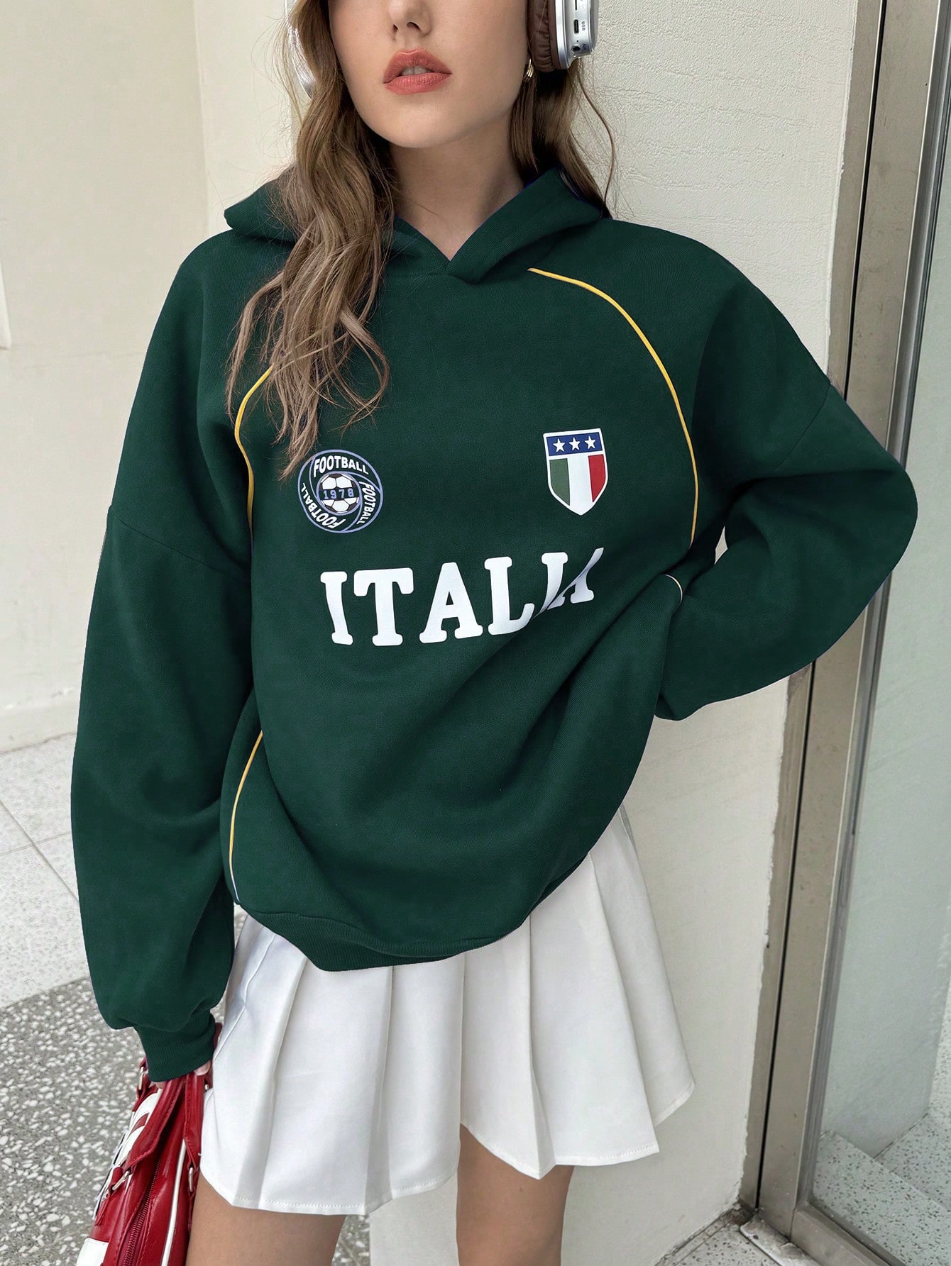 Women's Green Italy Print Hoodie: Young Fashion Style, Casual Comfortable Pullover with Heat Transfer Graphics, Loose-Fit Hooded Sweatshirt for D