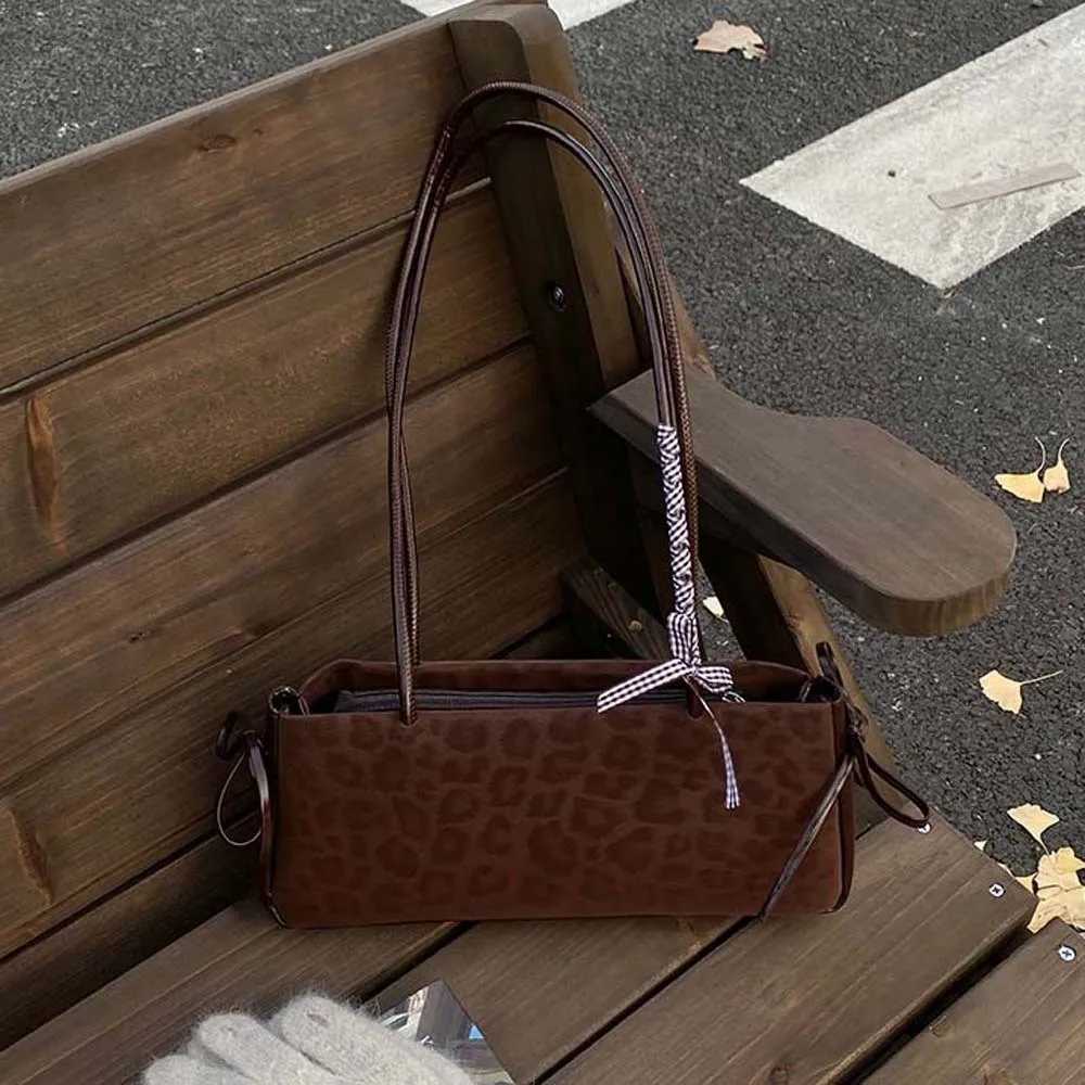 Sweet French Stick Handbag Large Capacity Korean Style Leopard Print Underarm Bags Waterproof Bow Ribbon PU Shoulder Bag School K251128