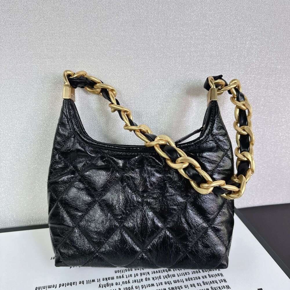Xiaoxiangfeng 24A Thick Chain Shoulder Hobo Underarm Cover Oil Wax Cowhide Black Gold Hippie Bag Female