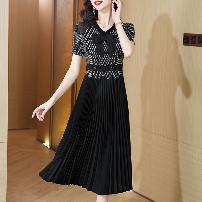 2025 Summer New Large Size Women's V-neck Slim Fit Dress Midi Long Dress D02289