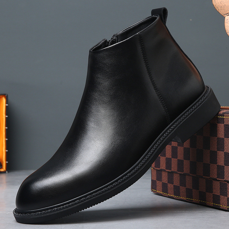 Autumn Winter High Top Mens Short Boots Warm and Velvet Korean Edition Splicing Casual Versatile Martin Boots 240615