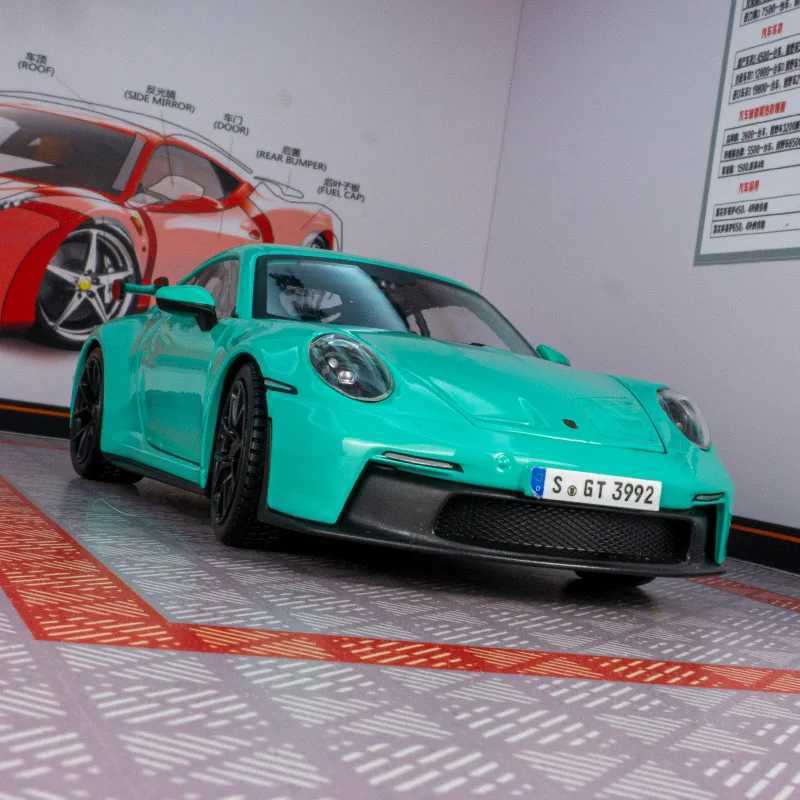 Bburago 124 Porsche 911 GT3 Alloy Luxury Vehicle Sports Car Model Suitable for Collection and Can Be Given A Gift To Children J251129