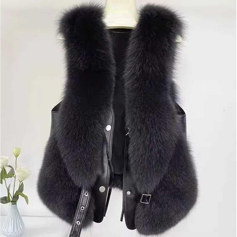 Women Loose Sleeveless Waistcoats Faux Fur Plush Vests Female Autumn Winter Fashion Outwears Lady PU Leather Fur Vest New 2025T251129