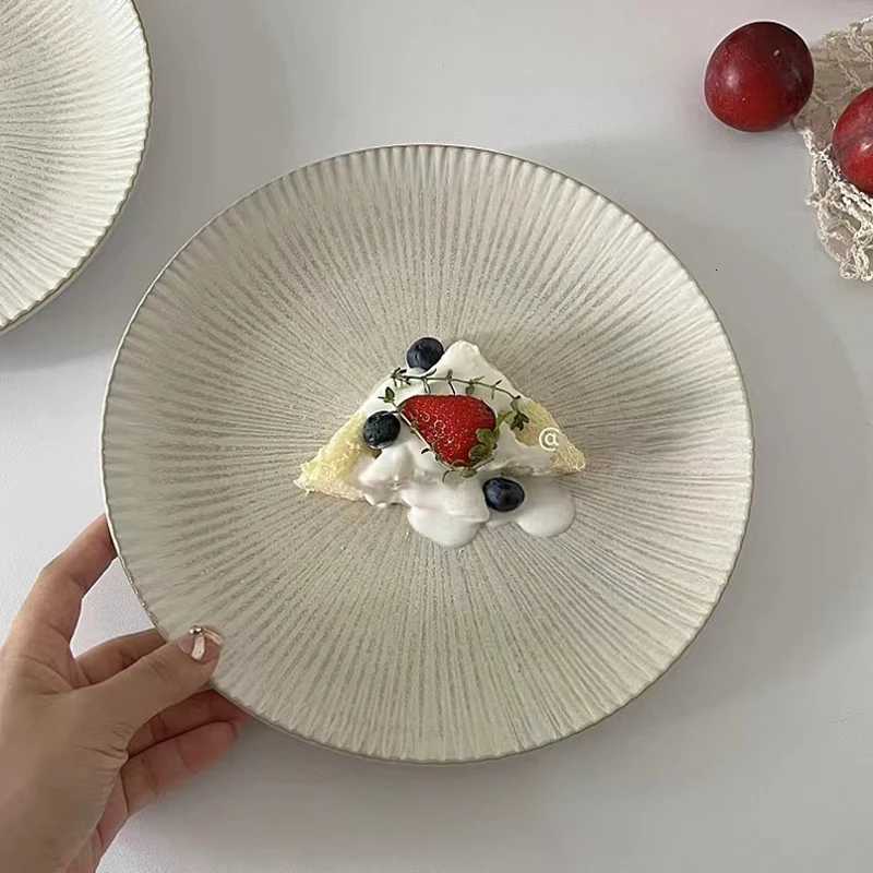 Luxury Nordic Ceramic Plates Retro Brown Household Serving Dish High-end Large Capacity Round Plate Simple Cake Dessert Tableware Y251129