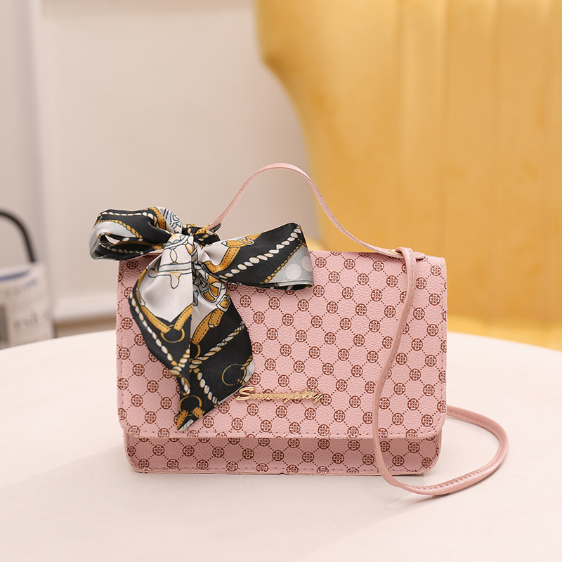 Wholesale Cheap Lady's Crossbody Bag: Elegant & Stylish Small Squared Design