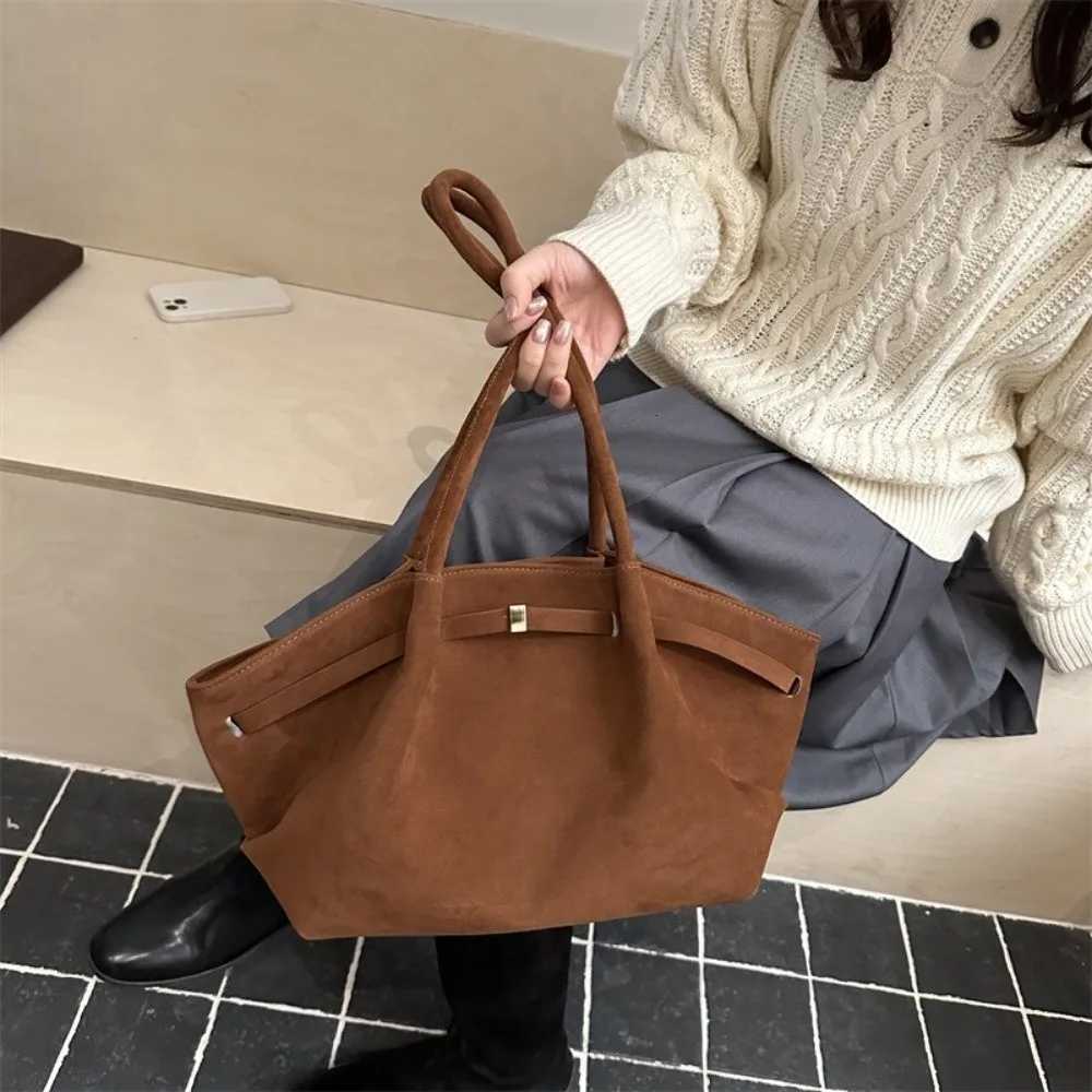 Trendy Fashion Matt… - image