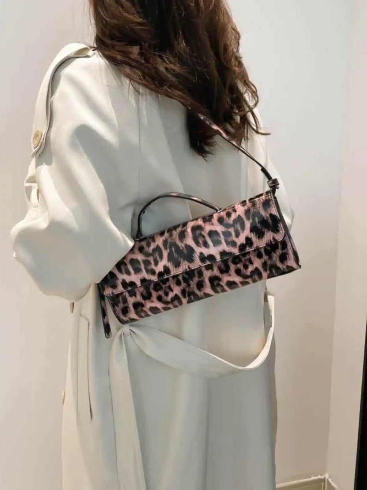 Hot Girls Style Leopard Handbags For Women New Fashion Niche Design Versatile One Shoulder Bags High-grade Texture Underarm Bag K251128