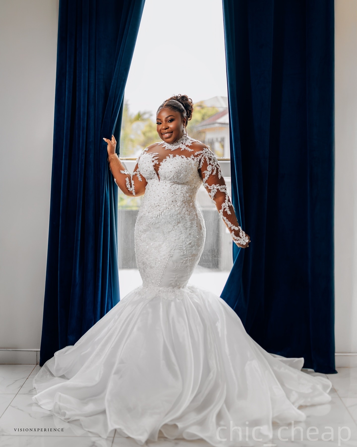 2025 Oversize Aso Ebi Plus Size White Wedding Dress Lace Beaded Full Sleeves Sheer Neck Satin Bridal Gowns Dresses ZJ055
