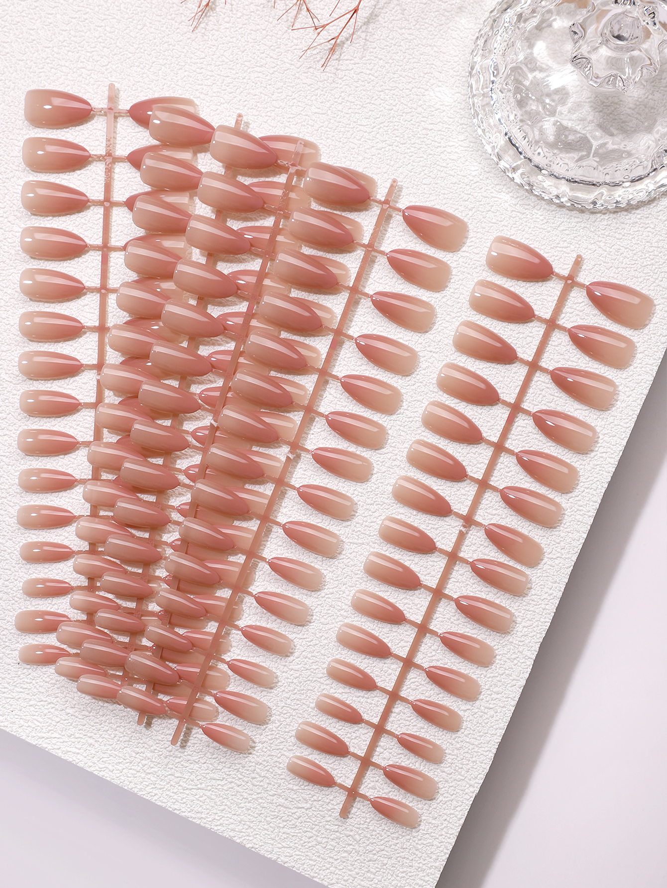 30 pieces of DIY almond-shaped press-on false nails, pink gradient smudged French press-on acrylic nails, suitable for girls and ladies as gifts and d