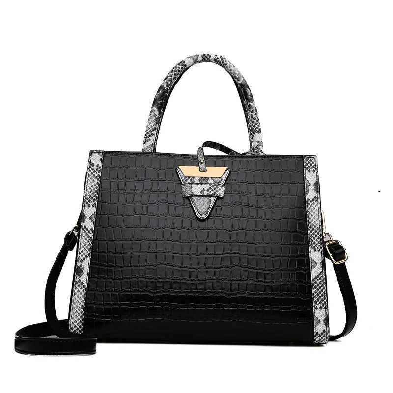 Luxury Vintage Crocodile Leather Women Tote Designer Handbags Luxury Quality Lady Shoulder Crossbody Bags Fringed Messenger Bag K251128