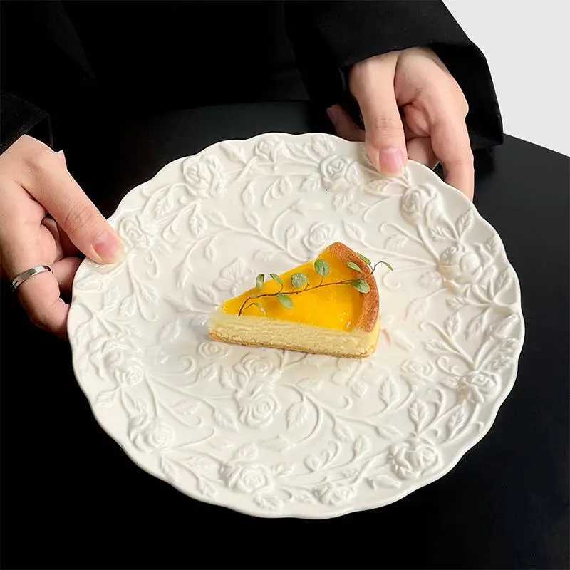 Luxury French Ceramic Plate Luxury Restaurant ic White Steak Plate Exquisite Round Household Tableware Y251129