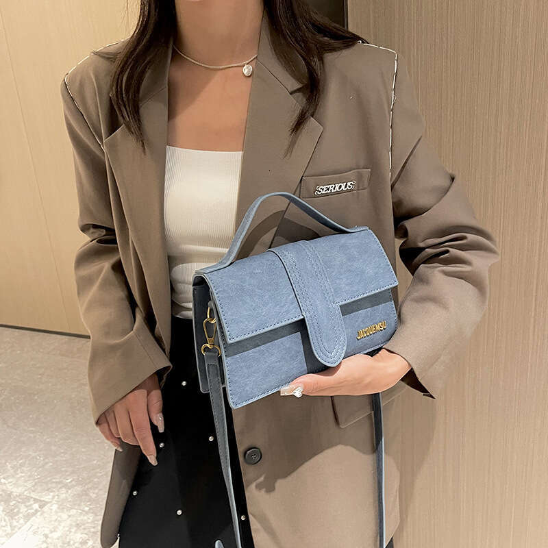 New Trendy and Versatile Mini Knitted Single Shoulder Crossbody Bag for Women in Autumn 2025