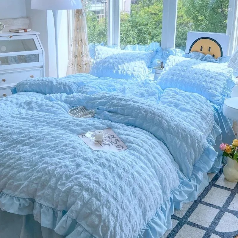 Bedding Sets 4Pcs Vintage French Printing Lace Ruffles Princess Set Milk Velvet Warm Quilt Cover Bed Skirt Bedspread Pillowcases BLA