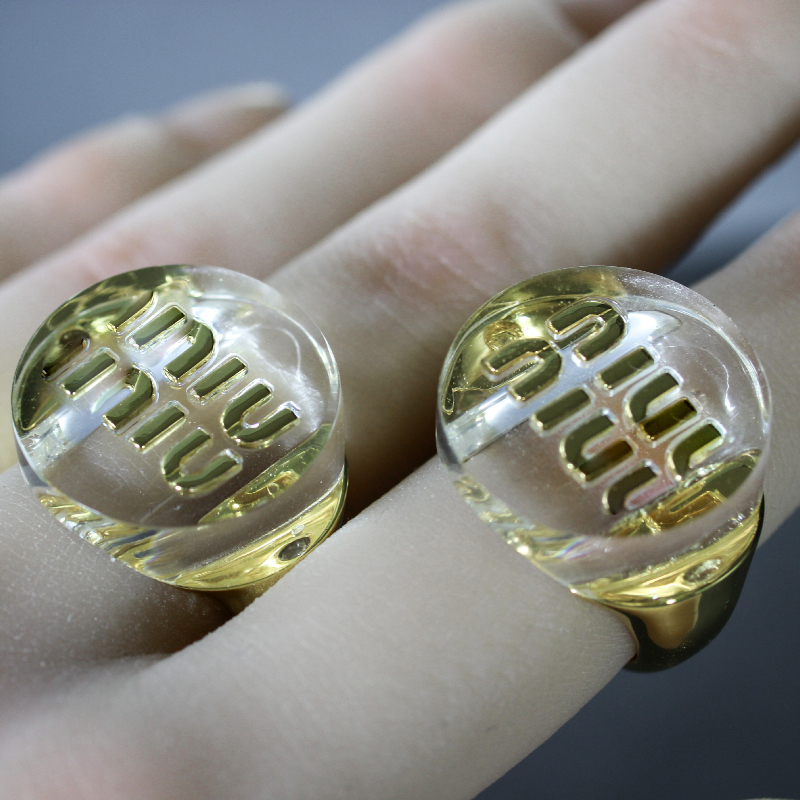 Free shipping MM letters designer ring for women gold retro vintage round acrylic clear transparent rings jewelry top grade Free shipping