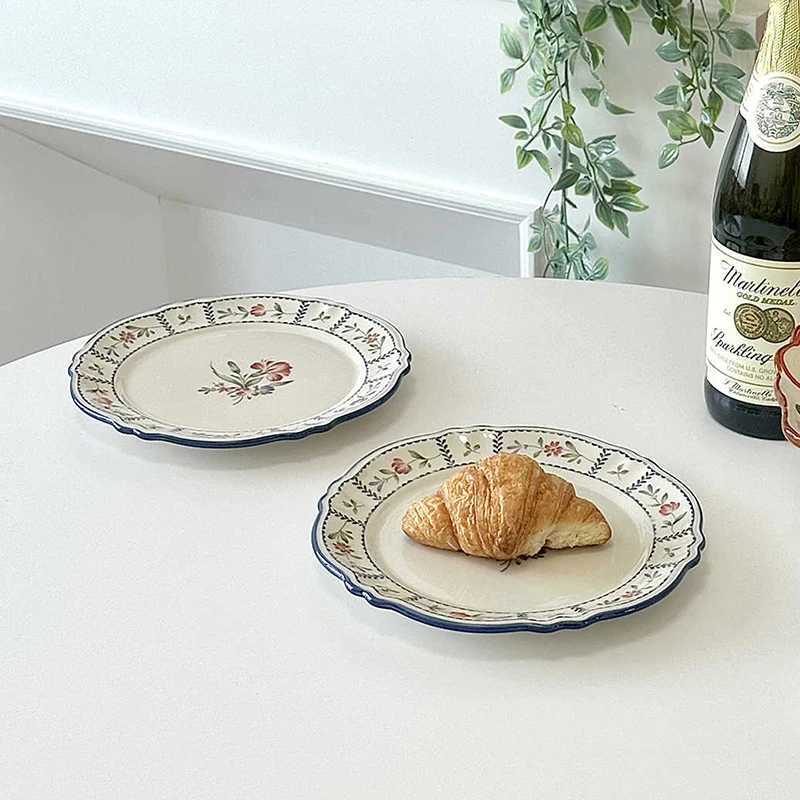 Luxury French Printed Ceramic Plate Vintage Household Serving Plates High-end Western Style Pasta Disc Exquisite Patchwork Tableware Y251129