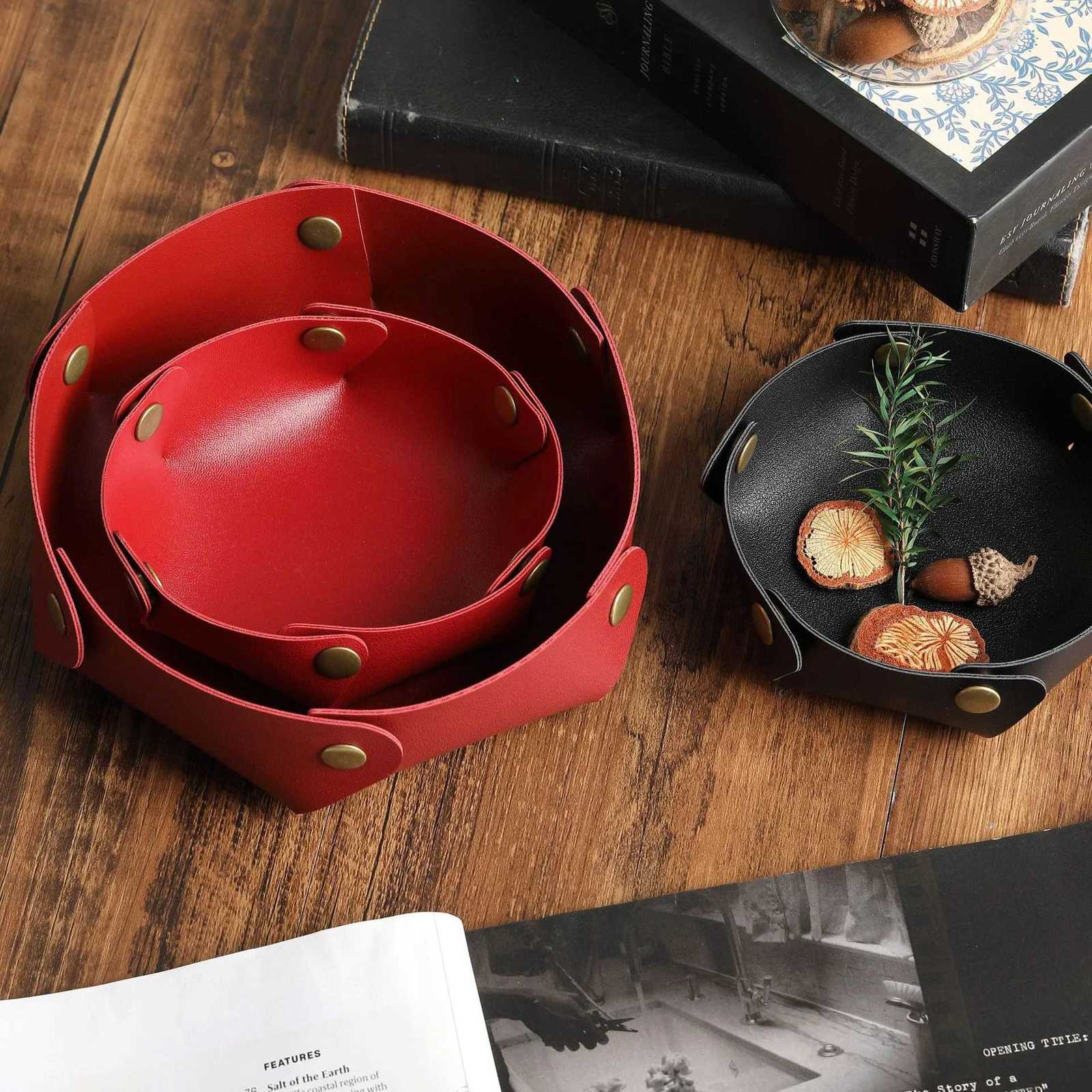 Leather Cosmetic Key Wholesale Jewelry Storage Box for Home Living Room Portable Luxury Storage Box Y251129