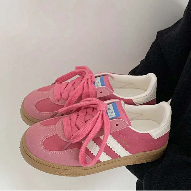 Womens Sneakers Fashion Lace Up Vulcanized Shoes Tennis Training Shoes for Women Casual Sports Running Shoe Ladies Shoes 251128