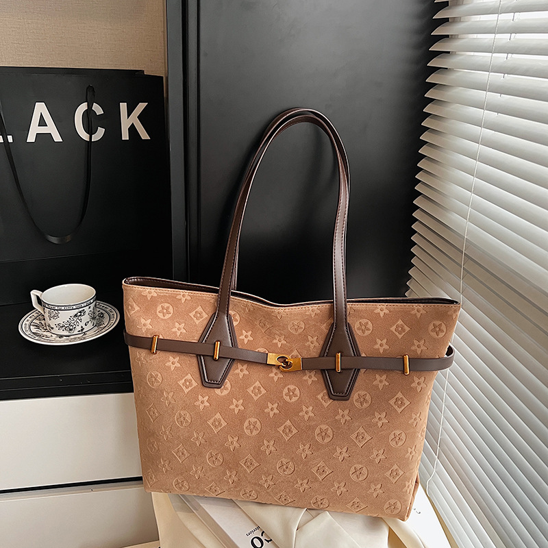 New Design Retro large-capacity commuter bag for women 2025 Autumn New Fashion Casual Tote bag Trendy versatile shoulder bag free shipping - view 8