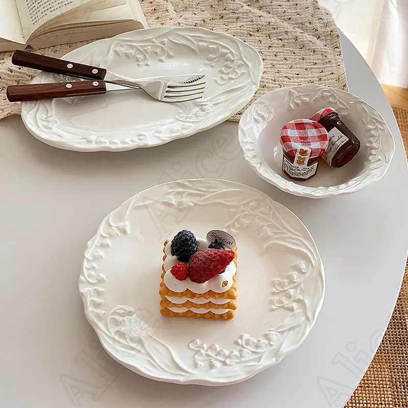 Luxury French Lily of The Valley Ceramic Plate Simple Solid Color Texture Tableware He Breakfast Bread Dessert Dinner Plates Y251129