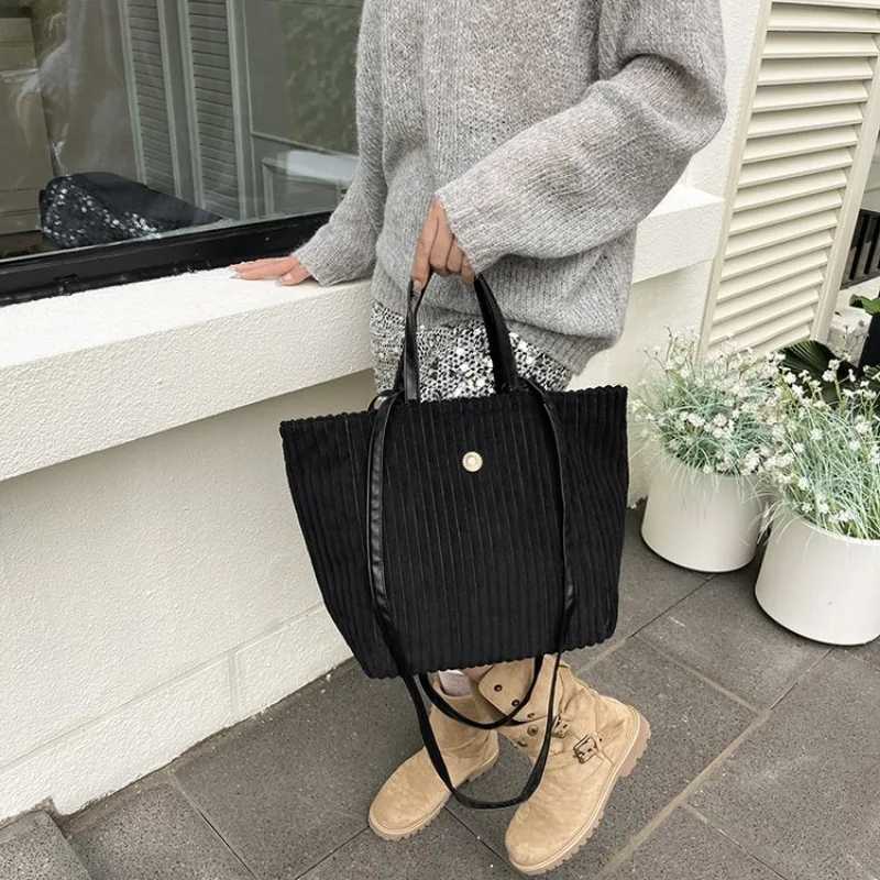 Glamorous Presbyopic Handbag Creative Simple Versatile School Female Bag For A Day At School K251128